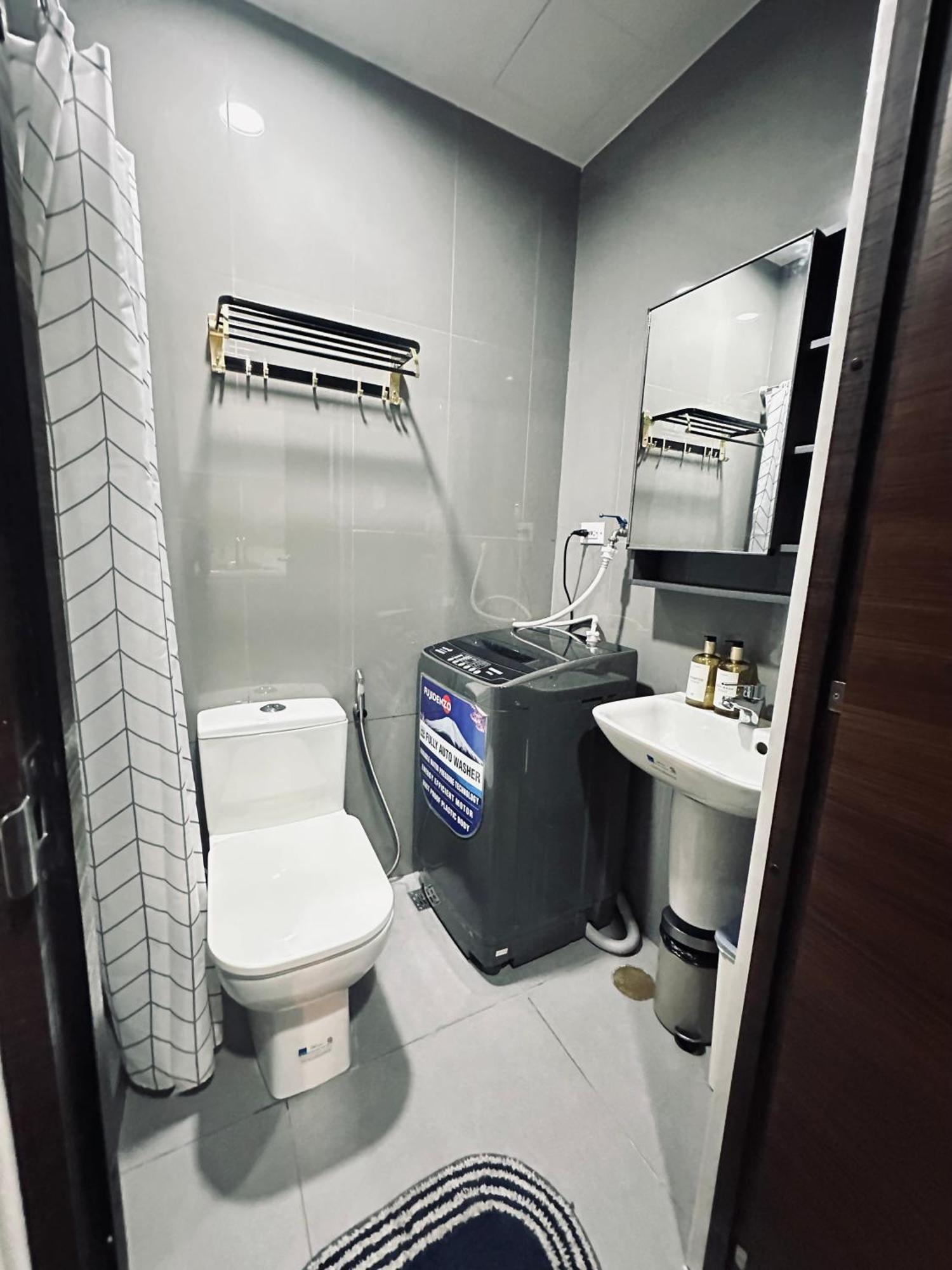 Heart Of Makati, Fully Furnished Condo, Cbd Central Location Μακάτι Εξωτερικό φωτογραφία